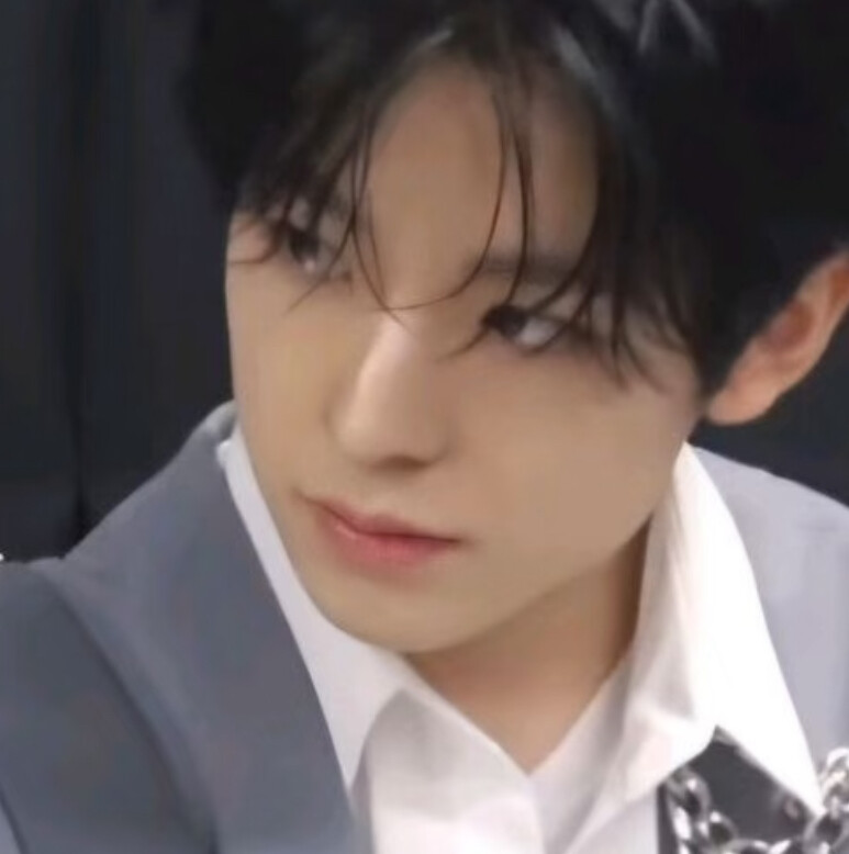 你只会不停往前追