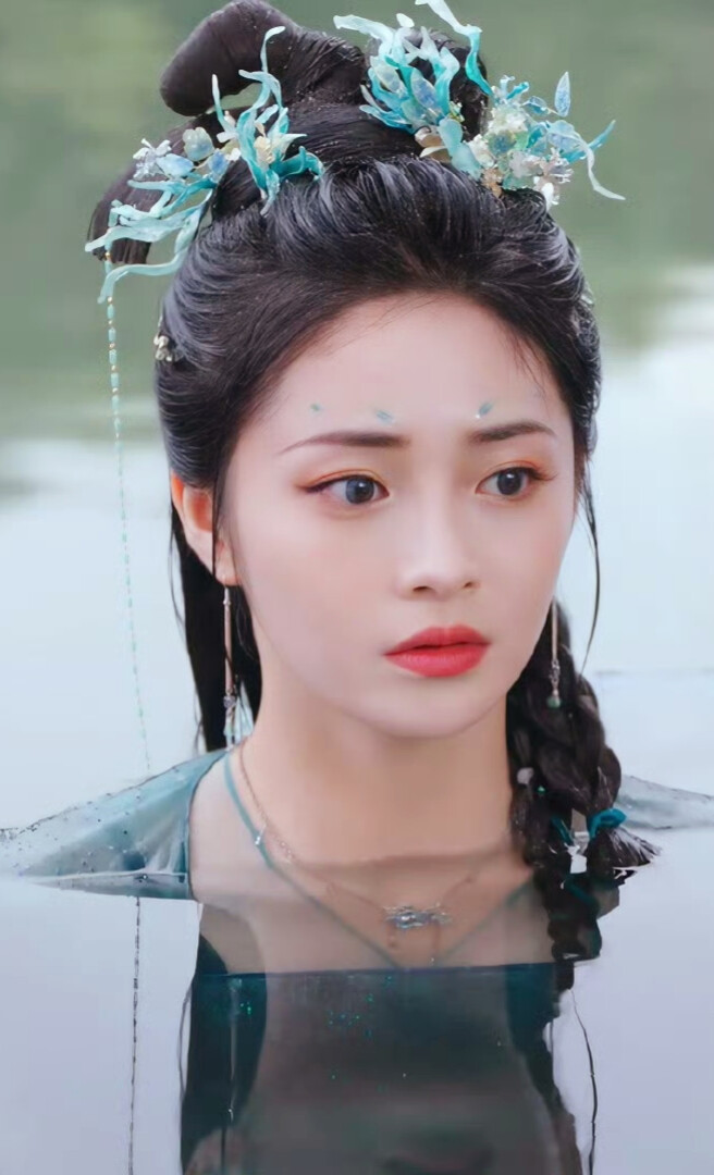 周洁琼/翠玉鸣鸾