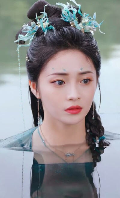 周洁琼/翠玉鸣鸾