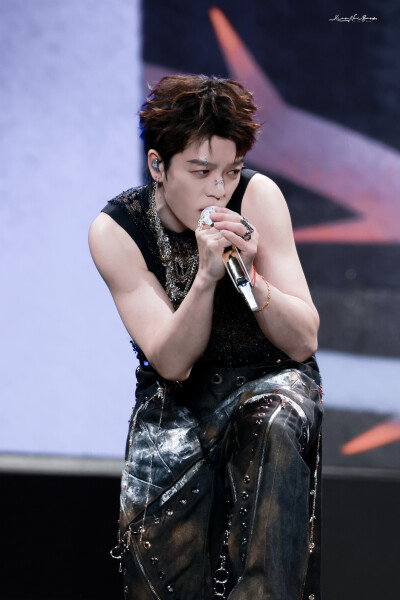 王栎鑫11.1慈溪城市森林音乐节