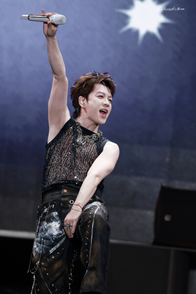 王栎鑫11.1慈溪城市森林音乐节