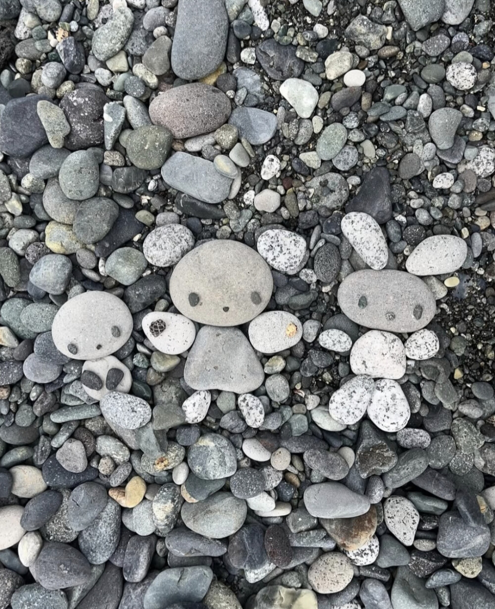 把我的心搞得一团乱还在那可爱的笑！