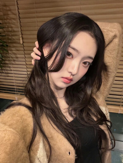 kiiikiii leesol李修旻