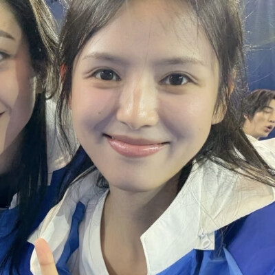 拍了很多合照的小宝宝一枚