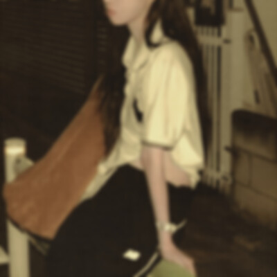 金旼炡/金玟庭
//： 