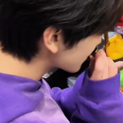 我太喜欢今天vlog的这套造型，截的一组还发不完