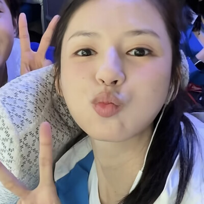 拍了很多合照的小宝宝一枚