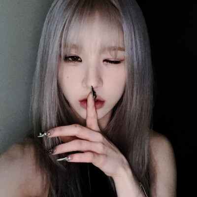 田姬振
拿图看简介