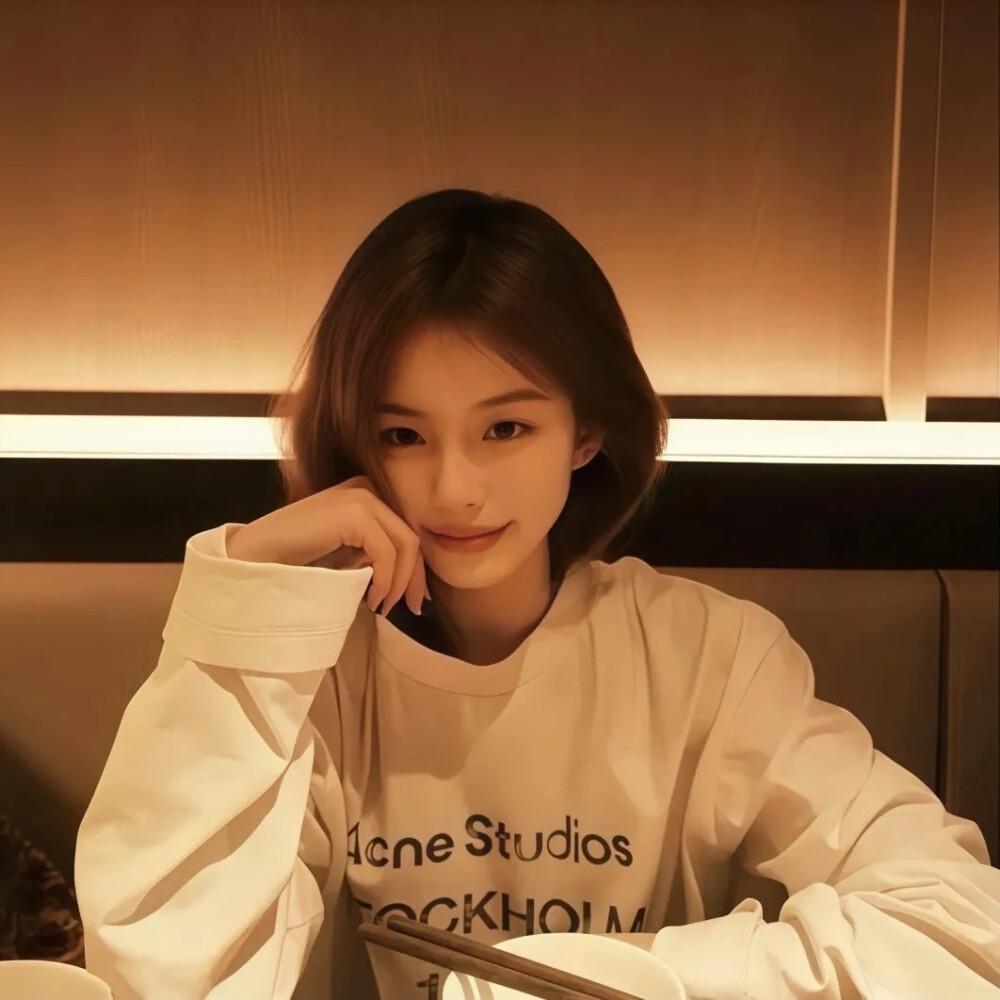 此刻地球只剩我们俩