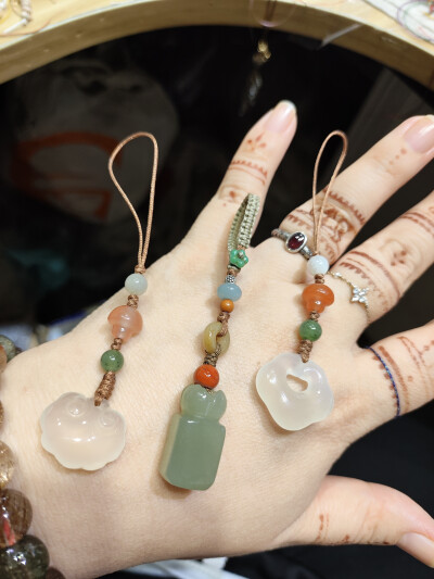 和田玉，白玉髓挂件