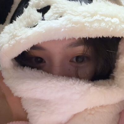 你拥有一双宝石般的眼睛