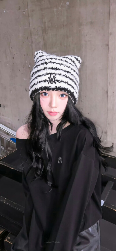 柳智敏 karina 壁纸