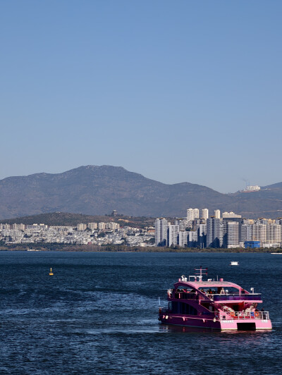 甘露寺大人的手超难扣但是成图很爽呀！
想出这个晒票形式的大大真的是天才！
下关的IMAX厅都没坐满碰到cos蜜璃的小姐姐旁边的小芭内也可可爱爱
打戏好燃也好好哭妈的柱死了哭鬼要死了也哭
回到家肚子咕咕叫了烤串➕…