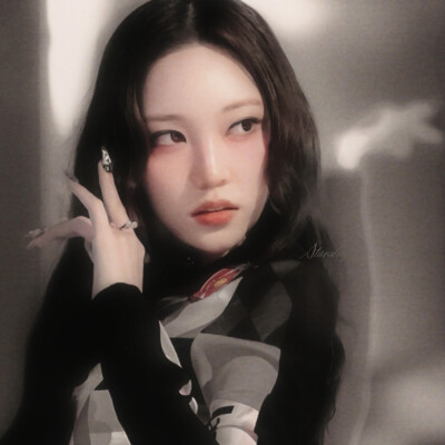 World-独立誓言_핑크색 착장