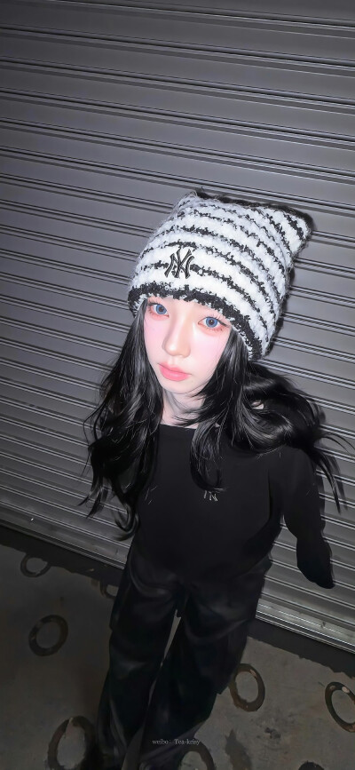 柳智敏 karina 壁纸