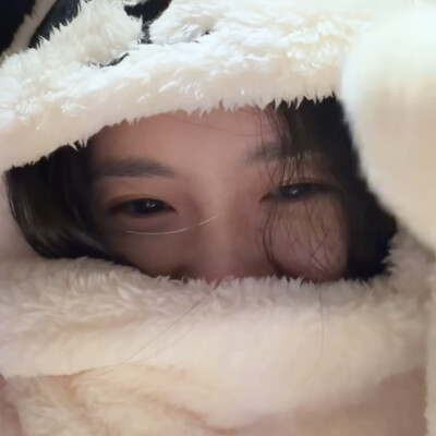 你拥有一双宝石般的眼睛