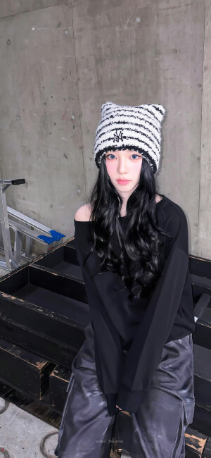 柳智敏 karina 壁纸