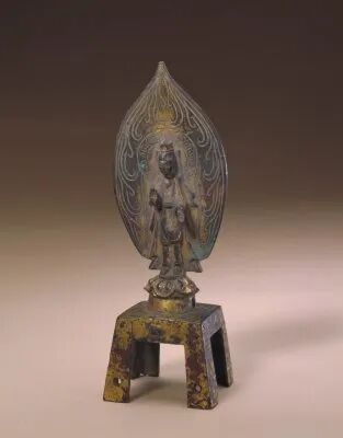 弥姐训造铜鎏金观世音像，唐武德六年