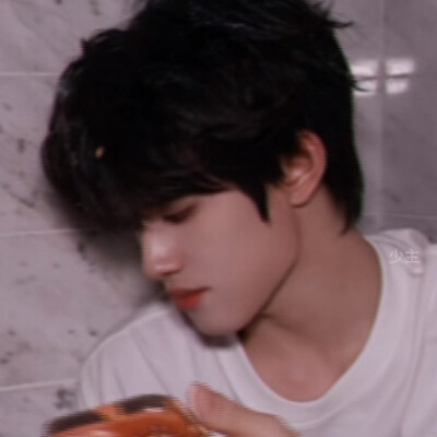 从你身边经过橘子味