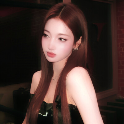 ：李诗洁
loyalty>love,I am>I was