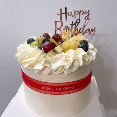 朋友做的可丽卷生日蛋糕