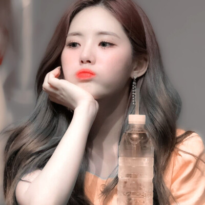 
写满的故事纸…Lonely planet☽離れて行く人