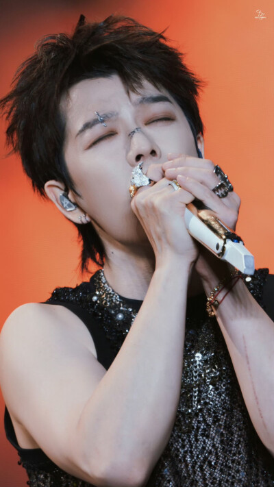 王栎鑫11.1慈溪城市森林音乐节