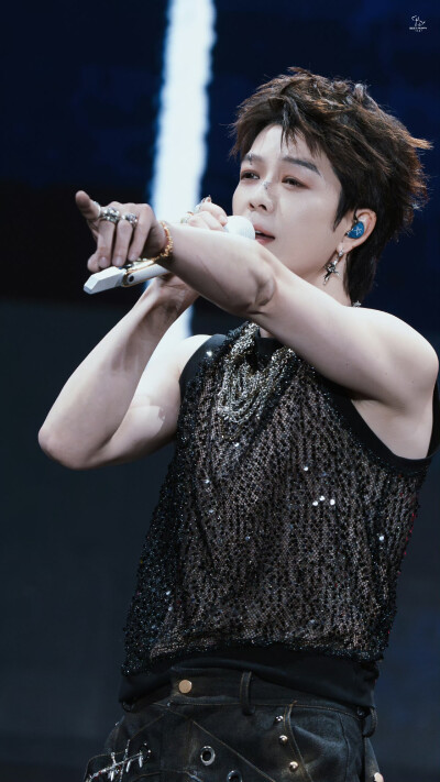 王栎鑫11.1慈溪城市森林音乐节