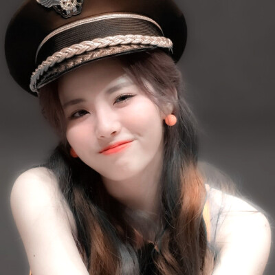 
写满的故事纸…Lonely planet☽離れて行く人