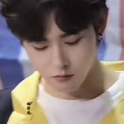 残留的诗阙吞咽了茉莉的气息