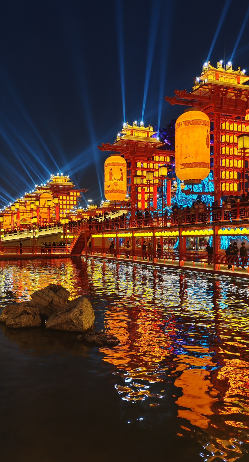 河头老街惠丰湖河道建筑夜景