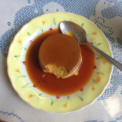 各种甜品热饮下午茶