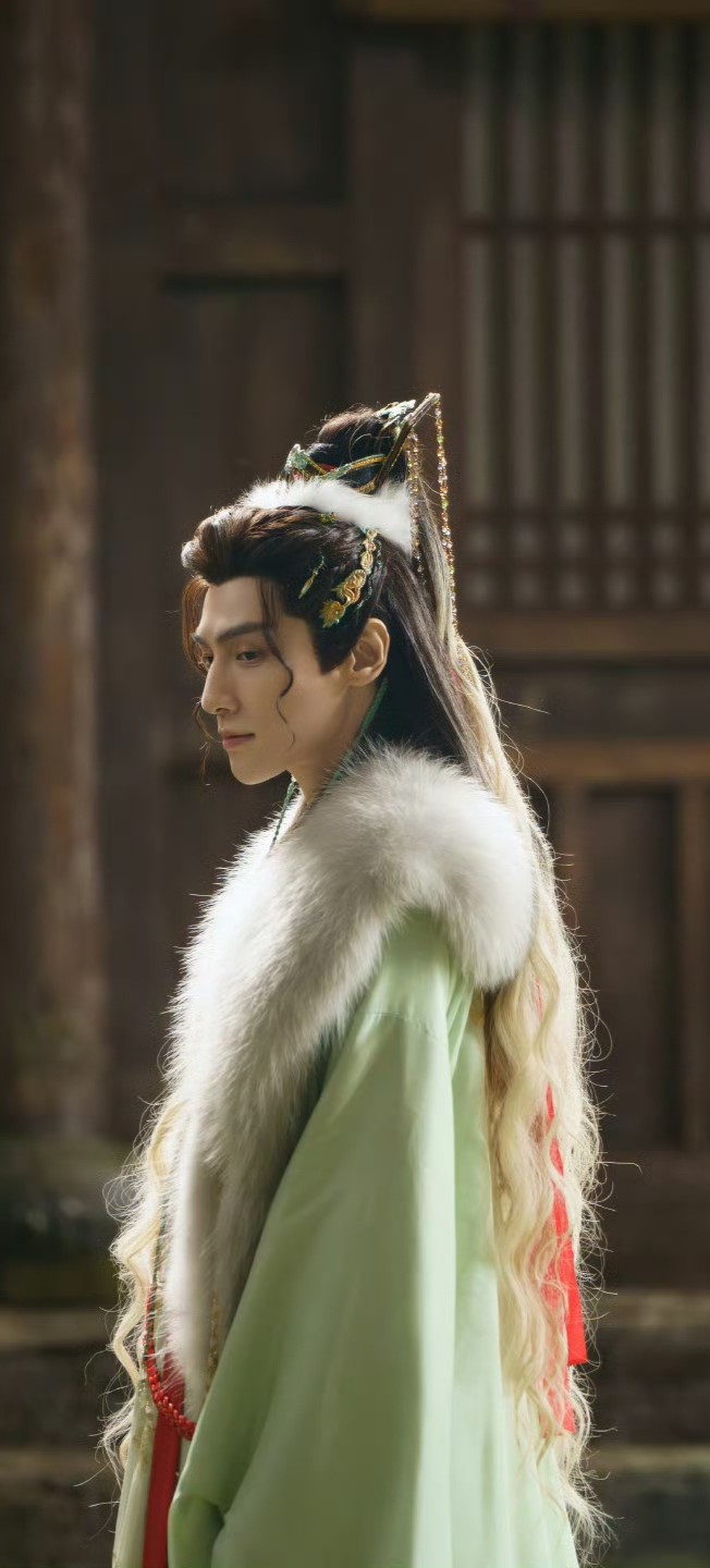 罗云熙《水龙吟》唐俪辞