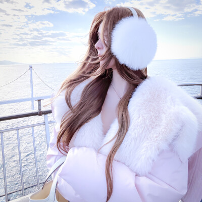 女头
二传头像注明出处