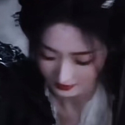 仿佛是你贴着我叫卿卿