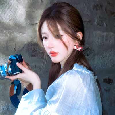 ෆ⃛(ᶿ̴͈᷇◟̵◞̵˂͈᷆ ფ