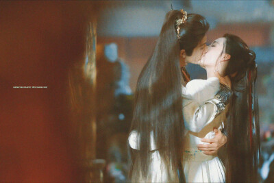 一笑随歌
cr.@夢桃衍野