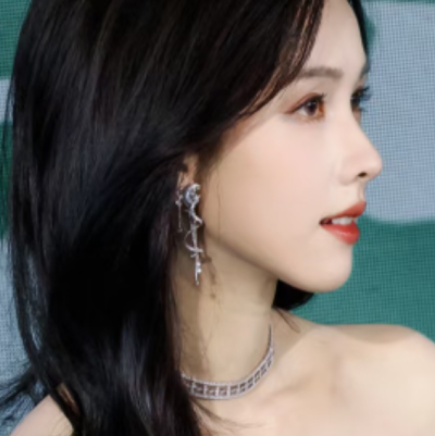 俯仰流年二十春