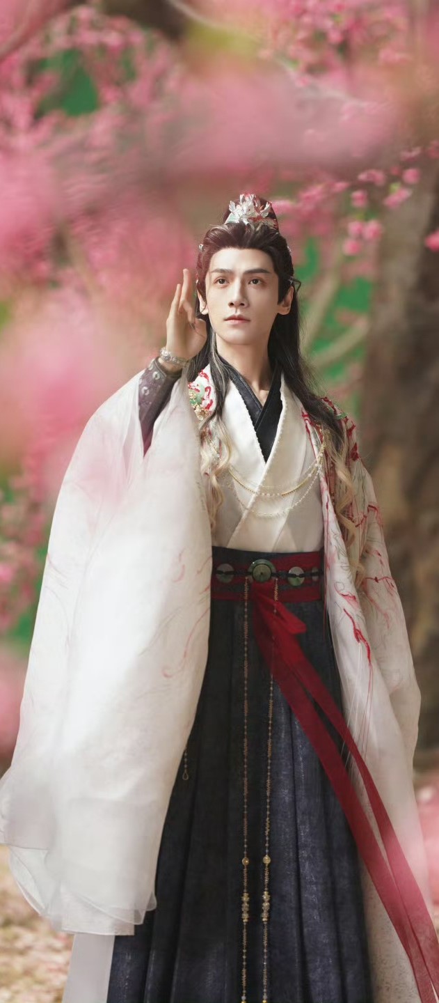 罗云熙《水龙吟》唐俪辞