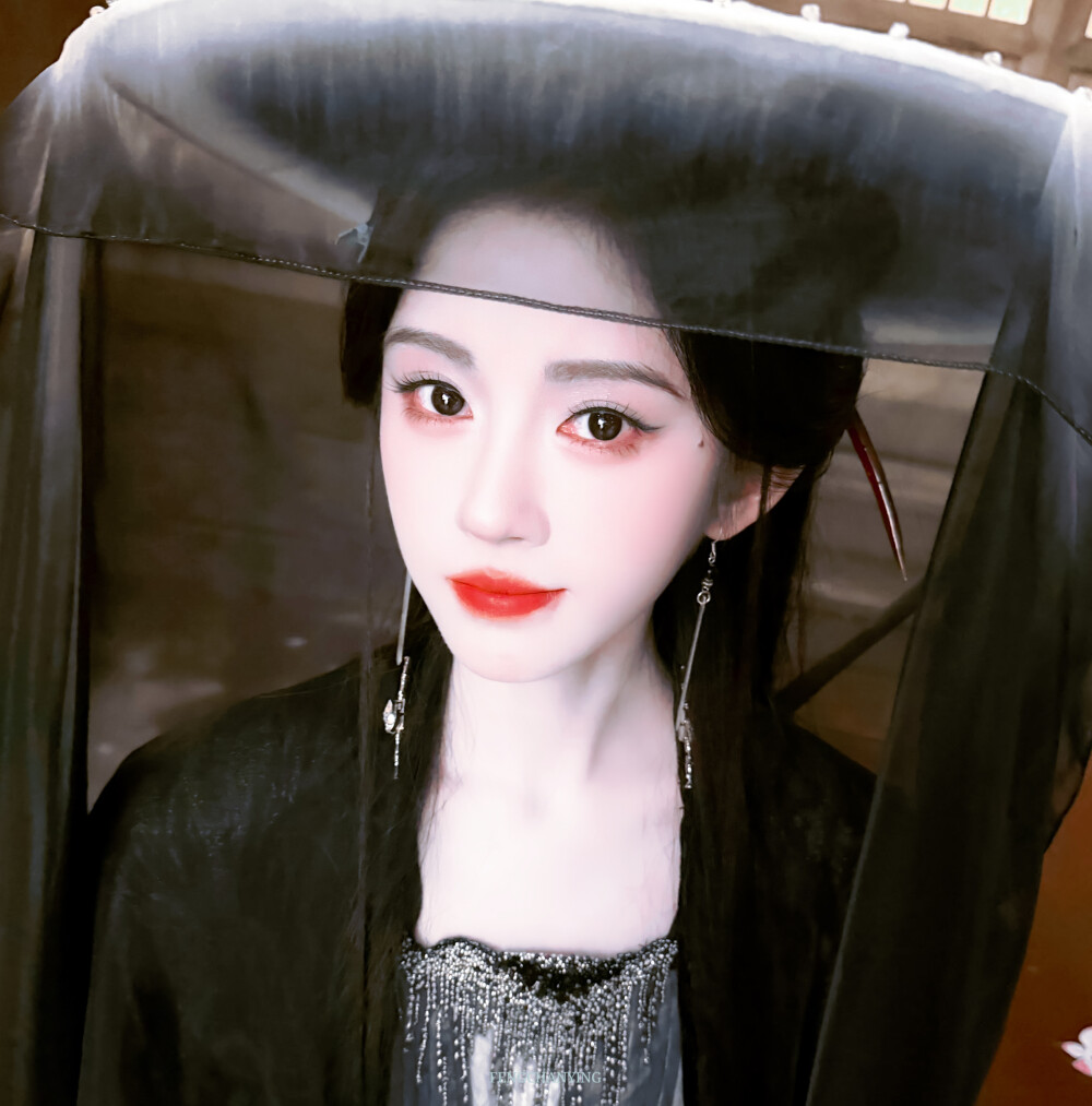 ෆ⃛(ᶿ̴͈᷇◟̵◞̵˂͈᷆ ფ