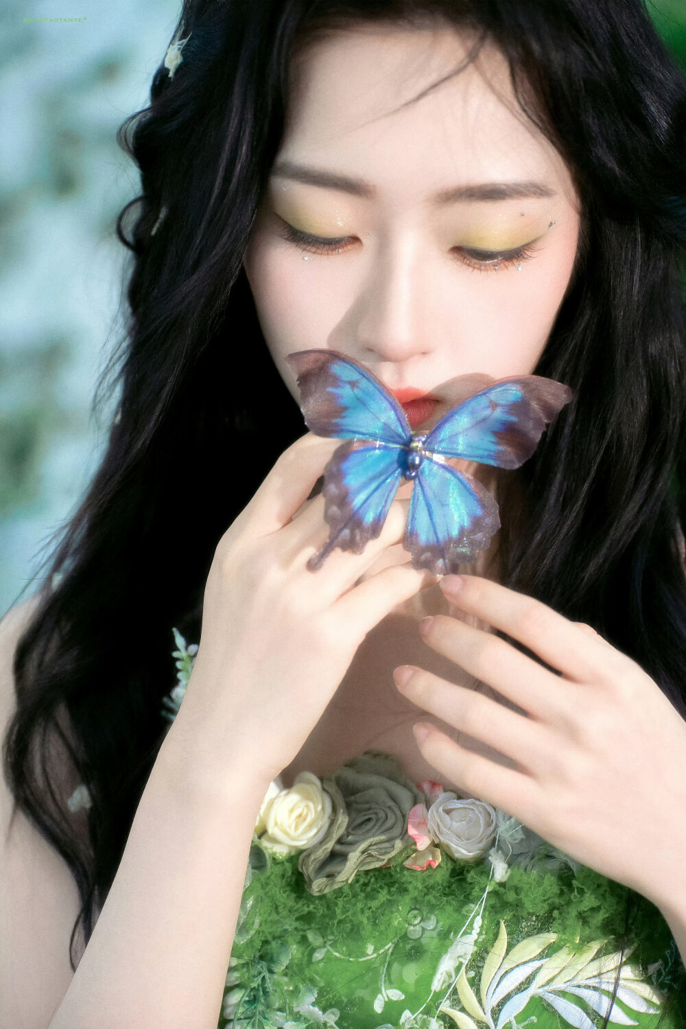 邓恩熙
cr.@夢桃衍野