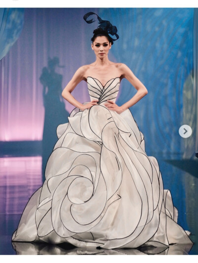 Mark Bumgarner 2025 Couture