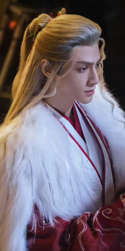 罗云熙《水龙吟》唐俪辞