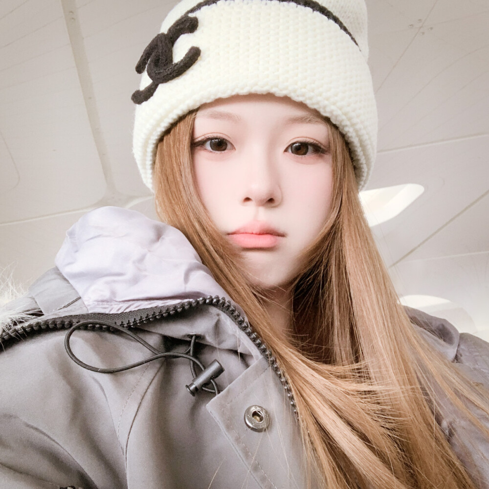 女头
二传头像注明出处