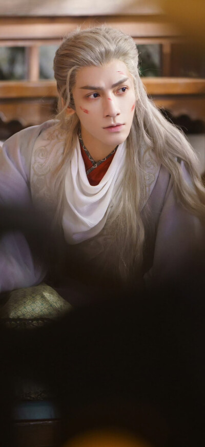 罗云熙《水龙吟》唐俪辞