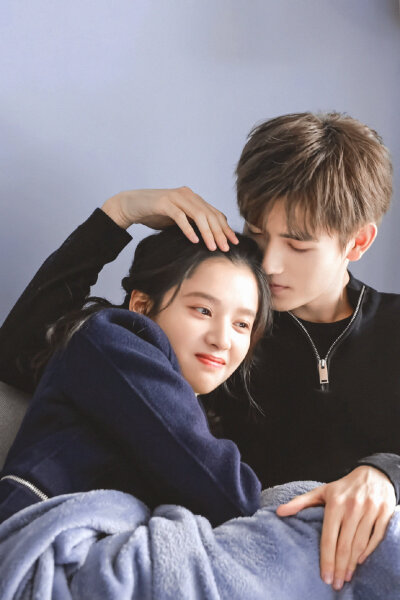 点燃我温暖你 命韵洵环
朱韵x李洵
张婧仪x陈飞宇