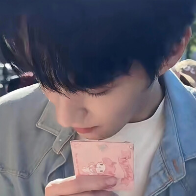 你是不是睫毛精