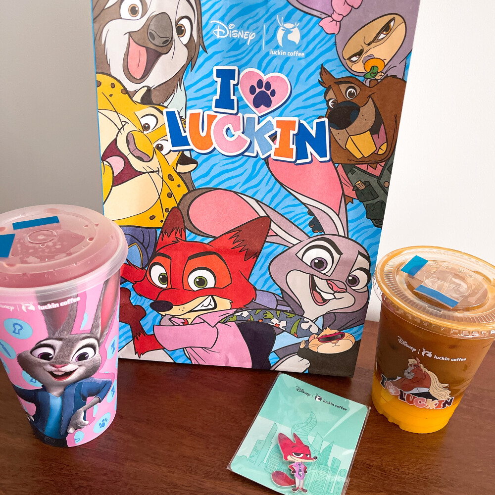 疯狂动物城2联名 （周一美式，一周没事）橙C美式，疯狂草莓冰茶