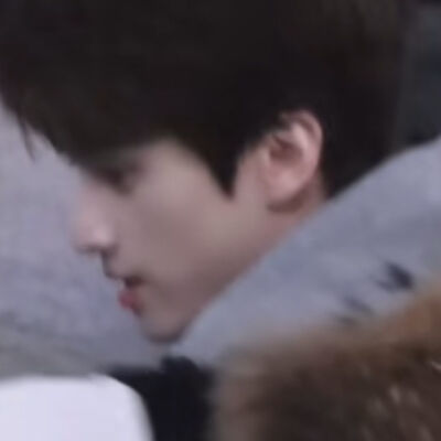 有点糊但是又有点朦胧美