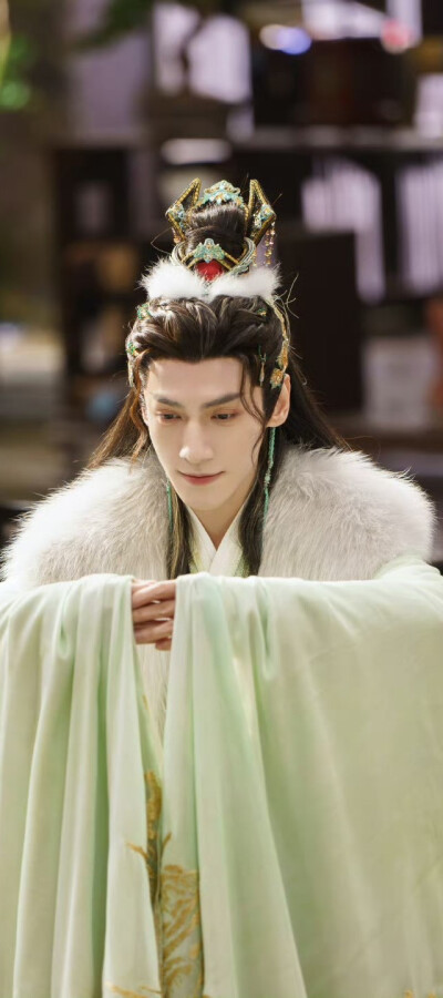 罗云熙《水龙吟》唐俪辞